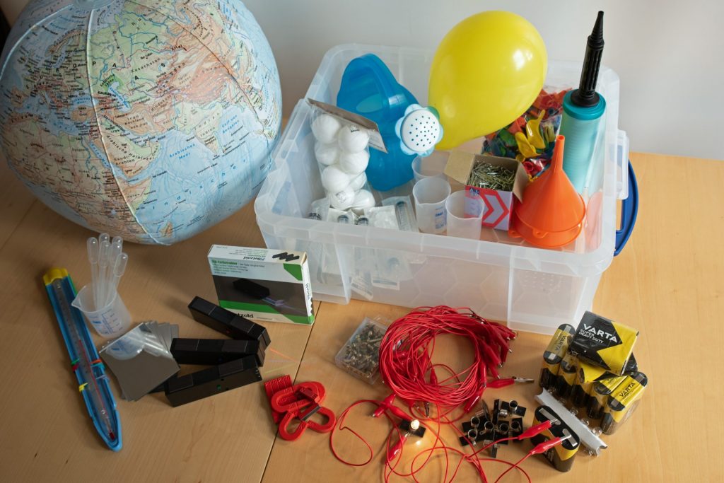 ScienceLab Forscherkiste für Kindergärten mit Experimentiermaterialien