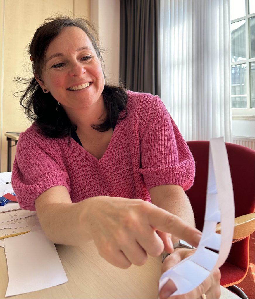 ScienceLab Kursleiterin Birgit Knapp in Lörrach